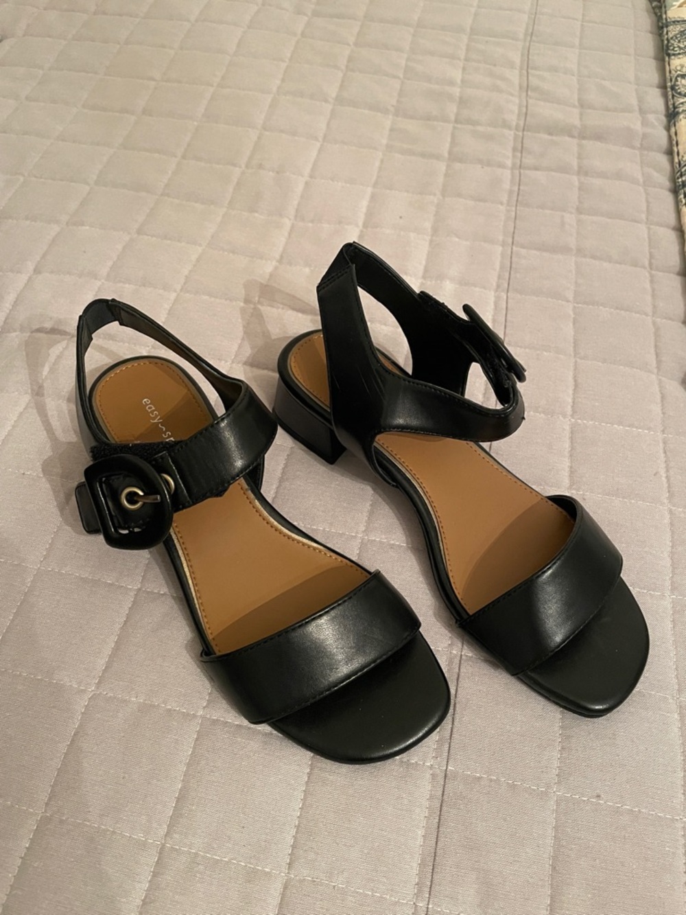 Easy Spirit Black Low Block Heel Sandals with Buckle Accent